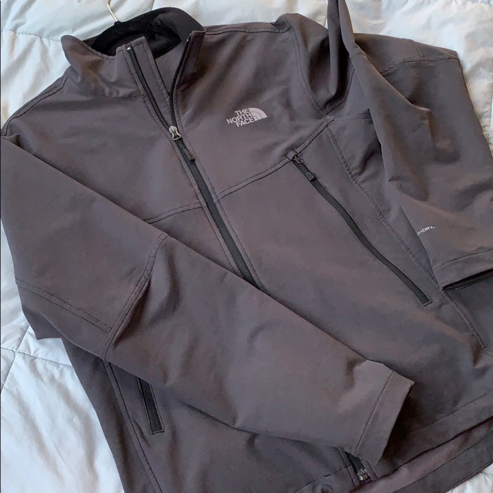 MENS medium NOTHFACE JACKET!
